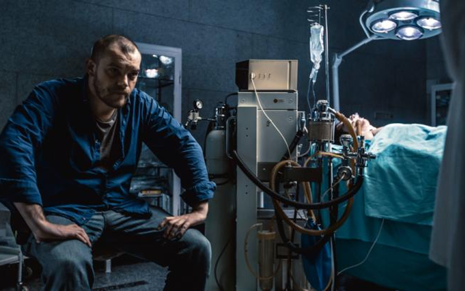 Łukasz Palkowski na planie filmu „Bogowie”