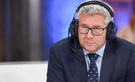 Prezydent Macron dokonuje „rusyfikacji” francuskiej sceny politycznej.