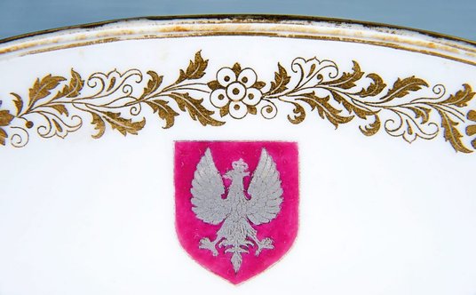 "Talerze z serwisu prezydenta Ignacego Mościckiego"