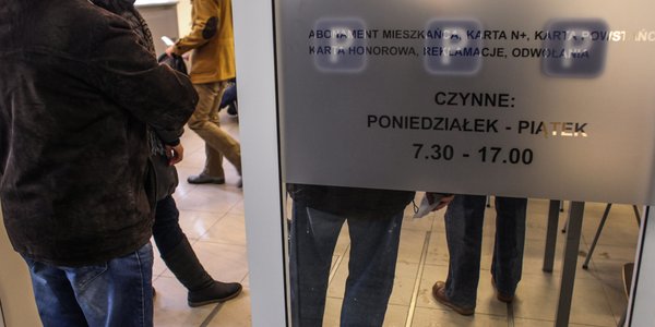 Komentarz: Państwo powinno używać danych o obywatelach, by im pomagać, nie tylko kontrolować