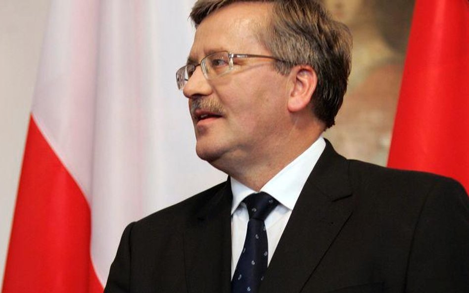 Komorowski pokonał Tuska