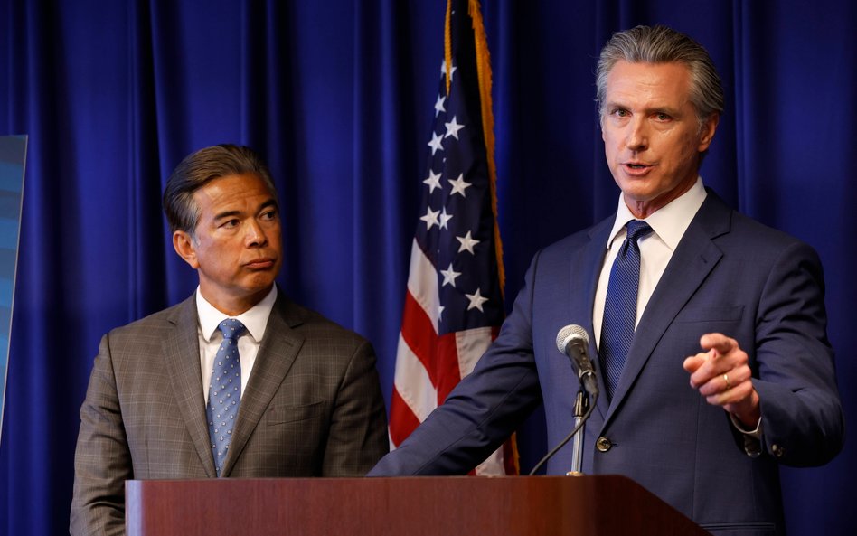 Gubernator Kalifornii Gavin Newsom i prokurator generalny stanu Rob Bonta mogą stać się największymi