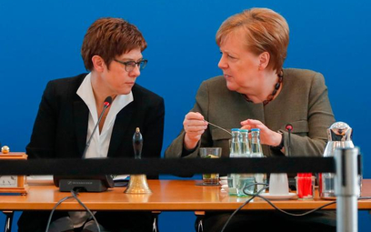 Zarząd CDU obradował w poniedziałek tuż po klęsce w wyborach w Hamburgu. Na zdjęciu: kończąca za dwa