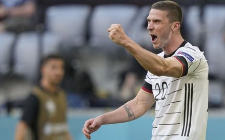 Robin Gosens - 1 gol