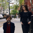 Anne Hathaway i Peter Dinklage w filmie „Miłość bez ostrzeżenia”