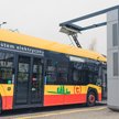 W zero- i niskoemisyjne autobusy najwięcej inwestuje Warszawa. Już ponad 40 proc. miejskiej floty to