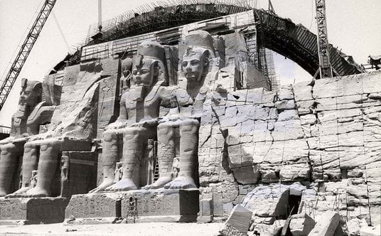 Trwają prace nad odbudową Wielkiej Świątyni w nowej lokalizacji. Fot. Archiwum UNESCO