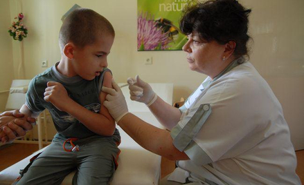 Szkolna pielęgniarka: szczepienie za zgodą rodzica
