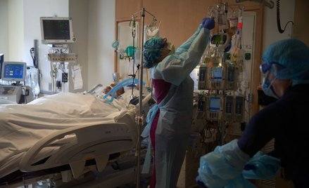 Polska i świat walczą z koronawirusem - relacja z 12 grudnia