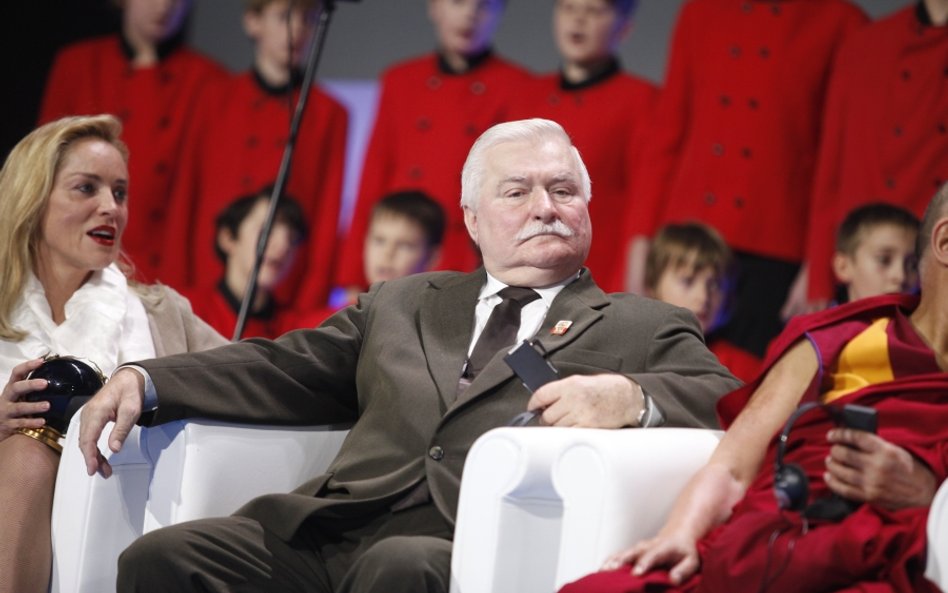 Lech Wałęsa: Sprawa teczek Kiszczaka to prowokacja