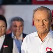 Donald Tusk podczas inaguracji Tuskobusa