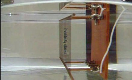 Naukowcy skonstruowali niewidzialny materiał