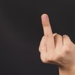 Dąbrowska: Palec posłanki Joanny Lichockiej