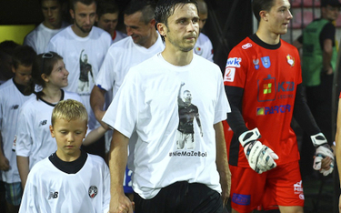 Piłkarz Polonii walczy o powrót do zdrowia. „Pomoc nie ma barw klubowych”