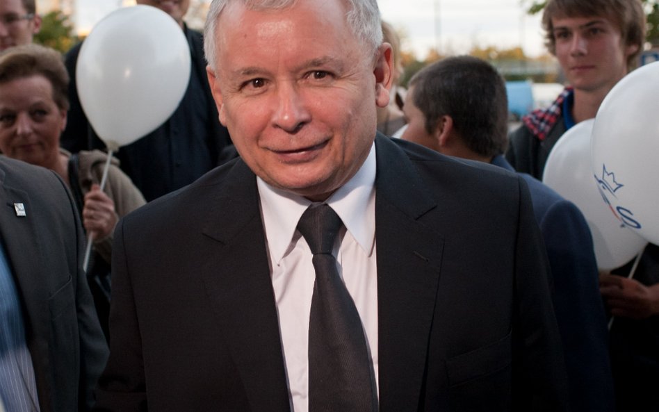 Jarosław Kaczyński: Idziemy z Platformą "łeb w łeb"