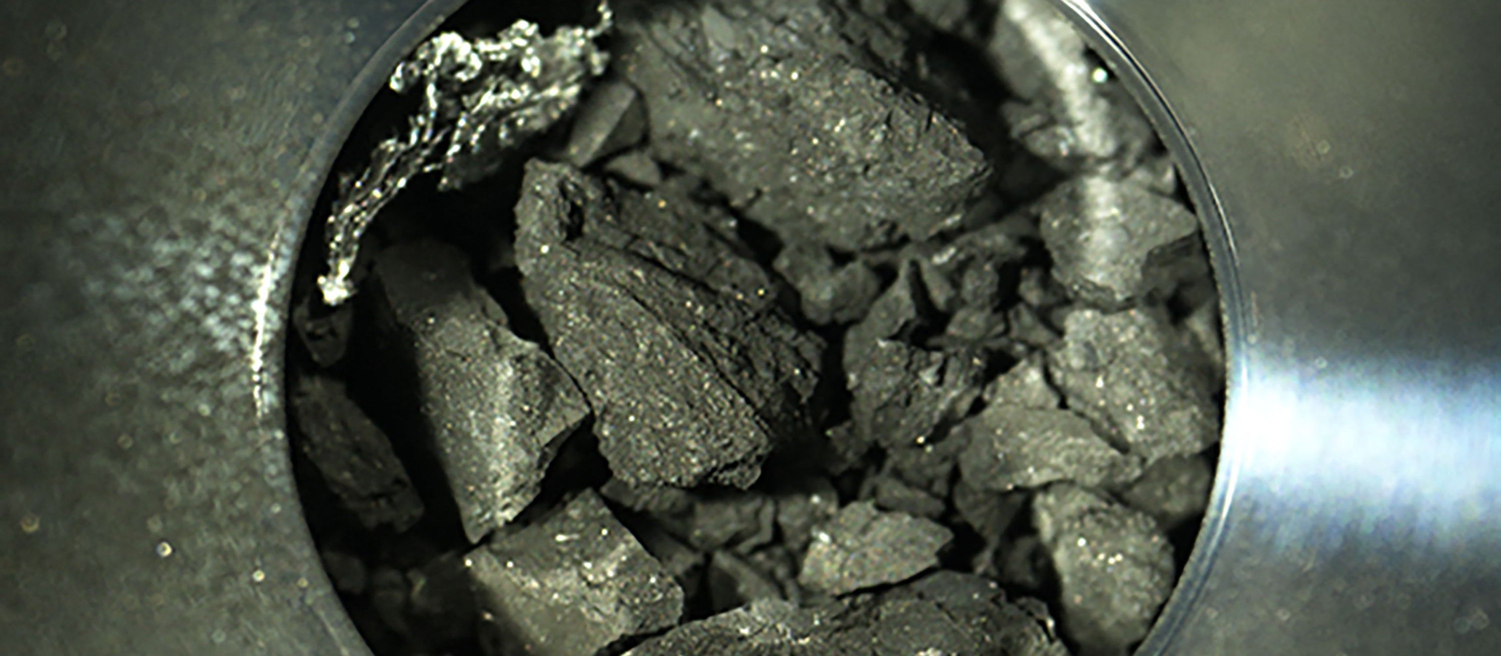 Asteroida mogła doprowadzić do powstania życia? Znaleziono wszystkie składniki