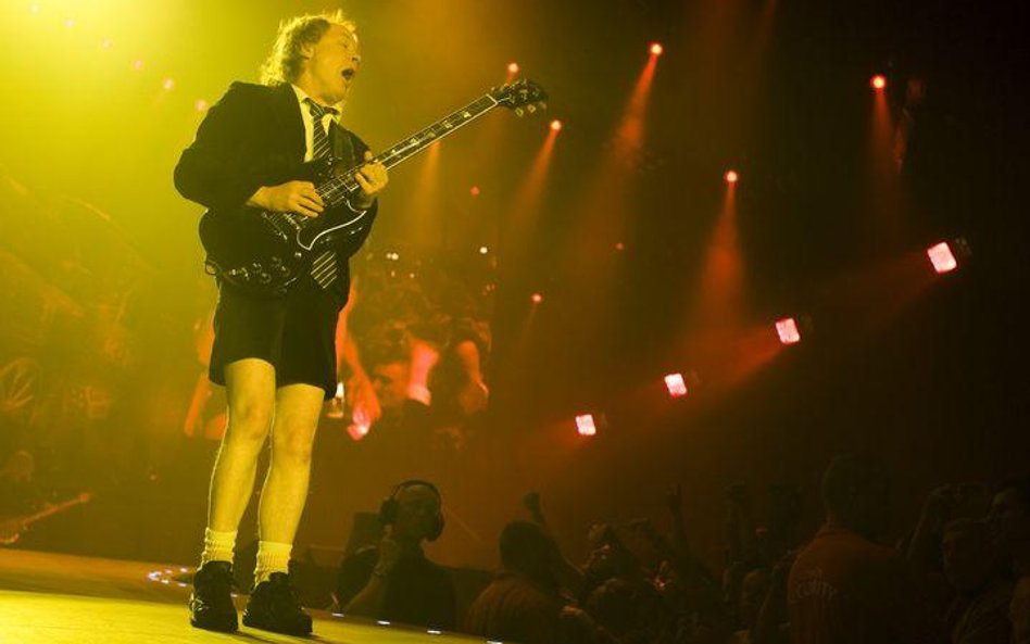 Angus Young umrze na scenie