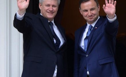 Stephen Harper obiecał Andrzejowi Dudzie gotowość do aktywnego kształtowania agendy szczytu NATO w W