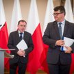 Projekt był oczkiem w głowie Mariusza Kamińskiego i jego zastępcy Macieja Wąsika (na zdjęciu z prawe