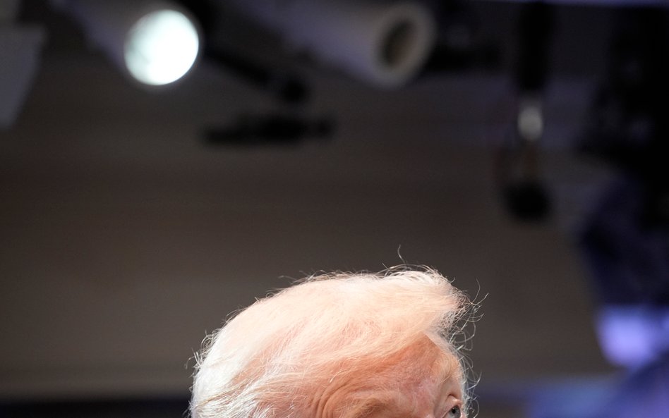 Donald Trump odziera nas z dawnych złudzeń i przekonań o amerykańskim świecie z zagwarantowanym dla 