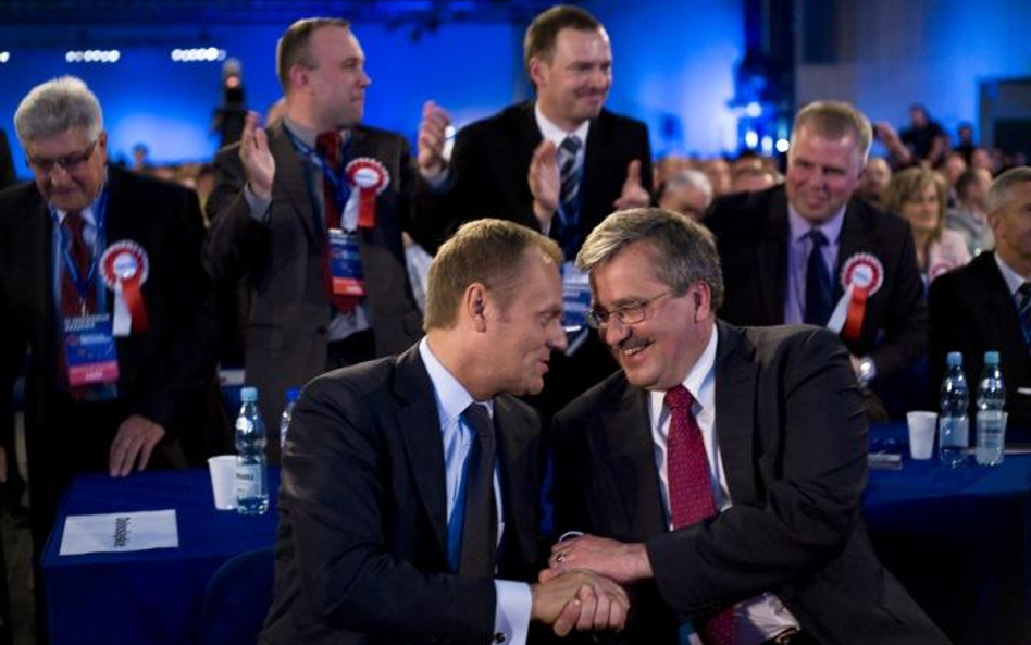 PO i PiS: Wojna na partyjne zjazdy