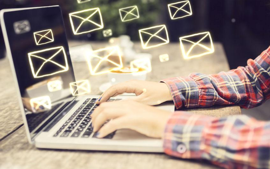 Służbowych e-maili nie trzeba odbierać po pracy