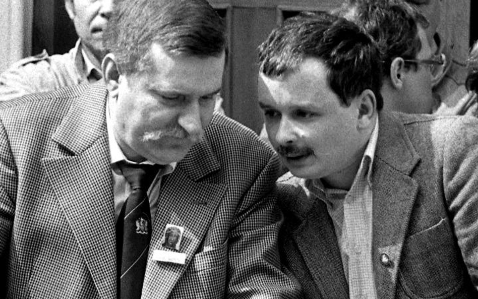 Lech Wałęsa i Lech Kaczyński w Gdańsku po wyborach czerwcowych w 1989 roku.