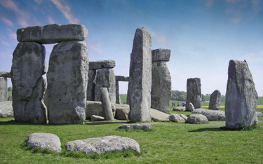 Niektóre kamienie przypominają słynną budowlę Stonehenge w Anglii