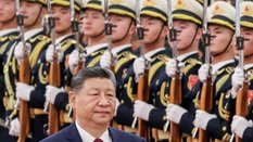 Xi Jinping przejmuje pełną kontrolę nad armią