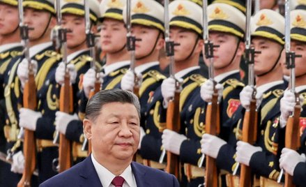 Xi Jinping przejmuje pełną kontrolę nad armią