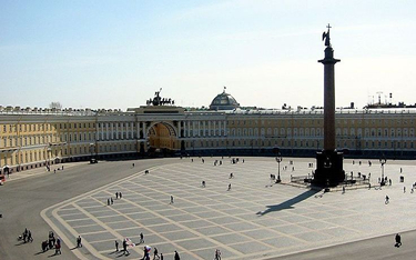 Rosjanie otwierają niebo – tanie linie polecą do Petersburga