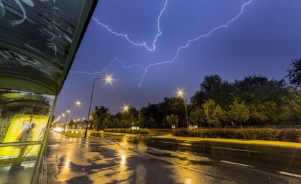 Energetycy usuwają skutki nawałnic, kolej bez utrudnień