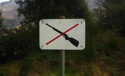 Skazany za jazdę po alkoholu straci pozwolenie na broń