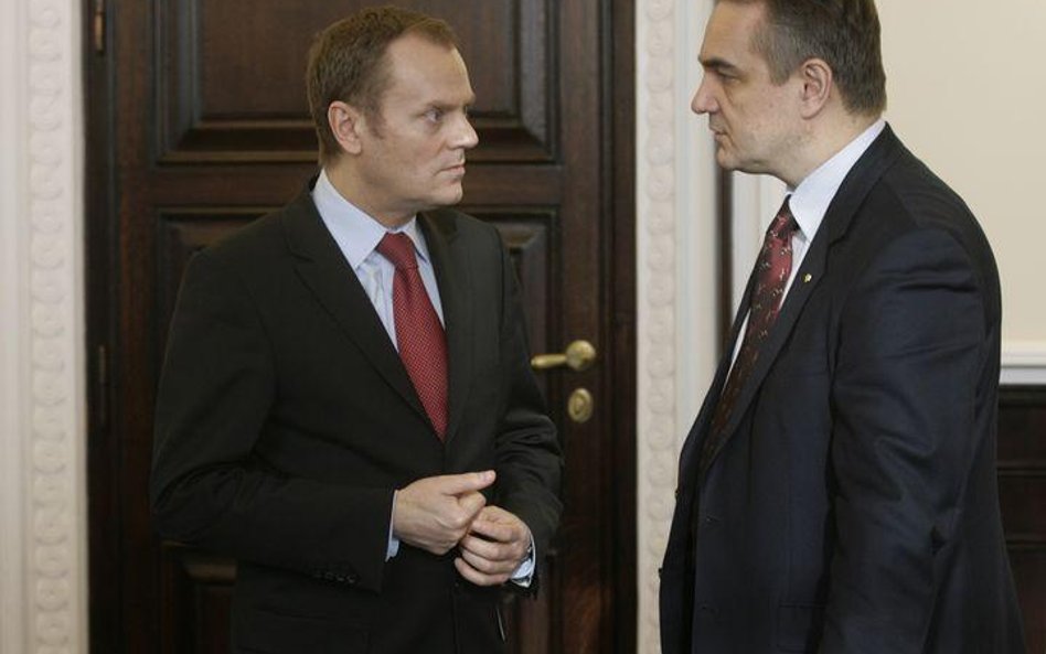 Premier Donald Tusk i wicepremier Waldemar Pawlak. Między politykami zaczynają się koalicyjne tarcia