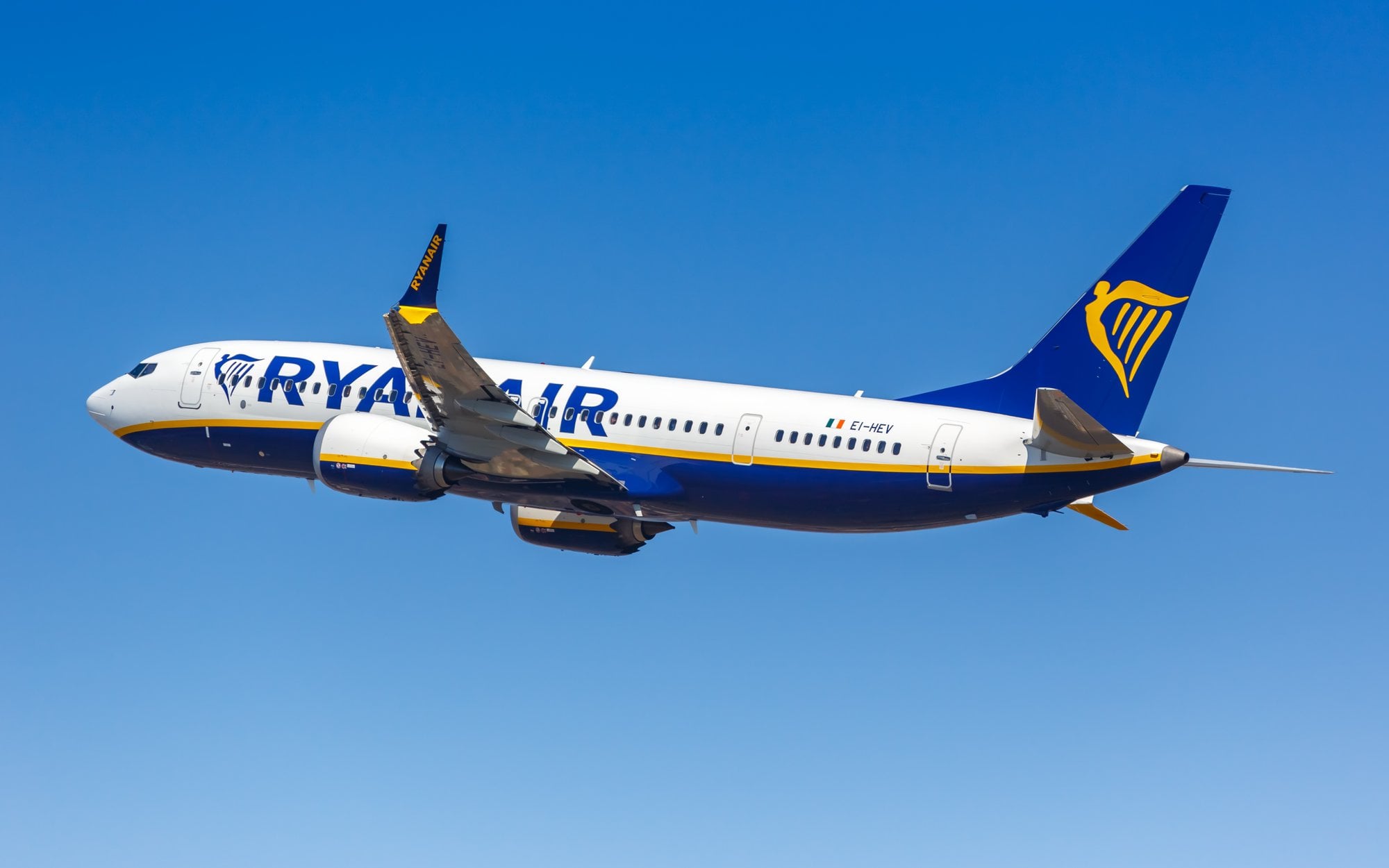 Miały spadać, a rosną: Rekordowe emisje lotnicze w Europie. Ryanair ostro w górę