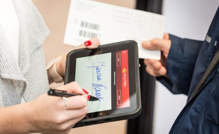 NSA: przesyłkę można wydać domownikowi, po złożeniu przez niego oświadczenia