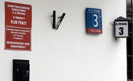 Groził nożem pracownicy MOPS, bo chciał zasiłek