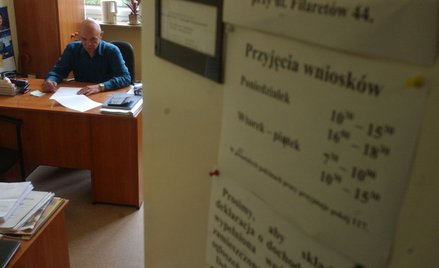 Pomoc społeczna: będą podwyżki i szkolenia dla pracowników socjalnych