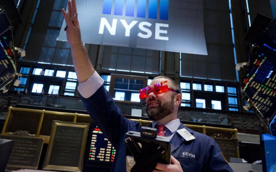 Poranek maklerów: Wall Street świeci na czerwono