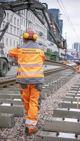Przejazd przez tory tramwajowe przy ulicy Emilii Plaster będzie zamknięty