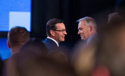 Jacek Żalek (na zdjęciu z Mateuszem Morawieckim) w Białymstoku wraz z żoną, podlaską radną sejmiku, 