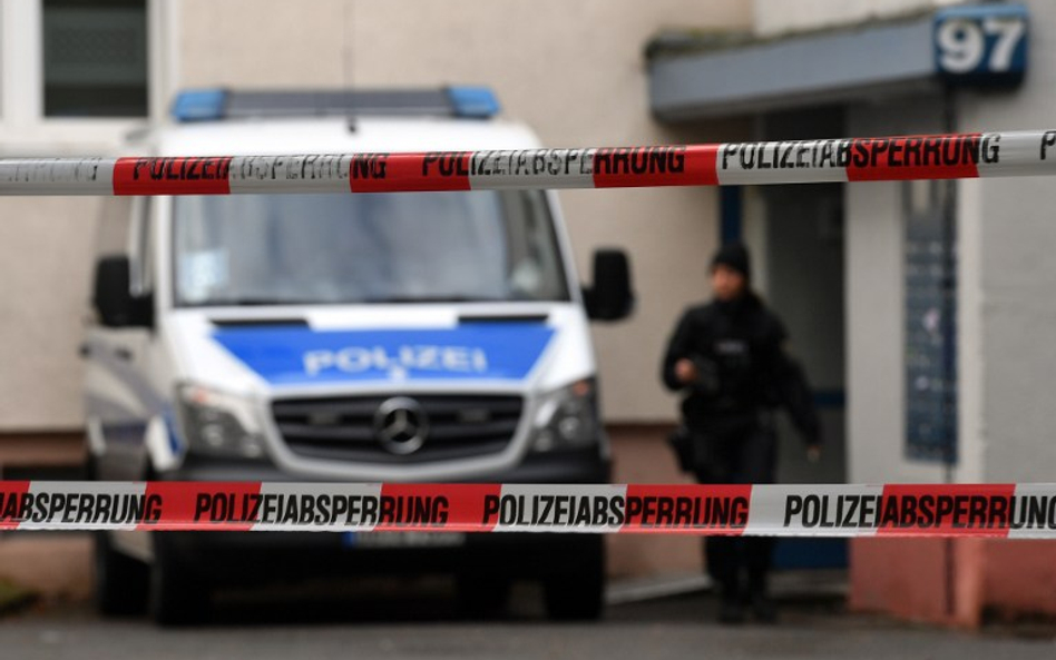 Syryjscy uchodźcy pomogli policji schwytać terrorystę z Chemnitz