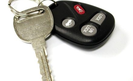 Wypożyczalnie samochodów stosują niedozwolone postanowienia w umowach