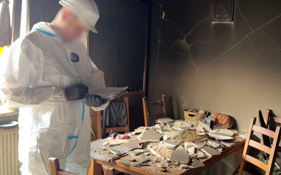 W wielu pomieszczeniach zalega gruz