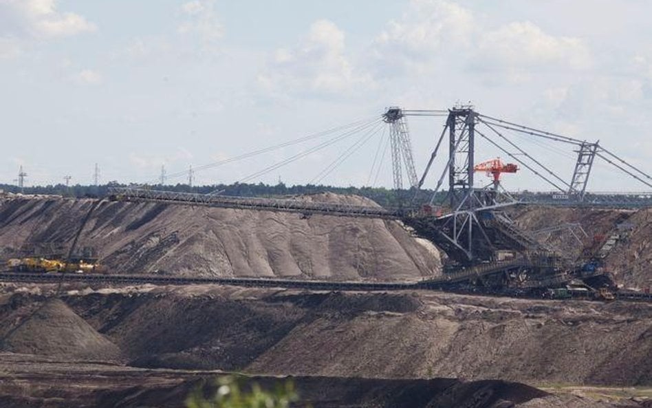 Zasada: kto pierwszy, ten lepszy czy losowanie nie powinny być stosowane w wyścigu firm po koncesje 