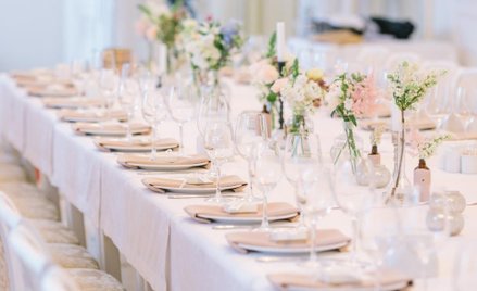 Sąd: 20 tys. odszkodowania za zatrucie pokarmowe gości na weselu