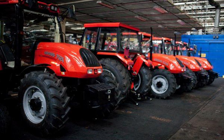Skonsolidowane przychody ze sprzedaży Ursusa w 2016 roku wyniosły 284,4 mln zł, o 12 proc. mniej niż