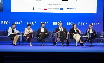 Podczas panelu mówiono o tym, jak utrzymać uwagę klienta, dbając jednocześnie o środowisko