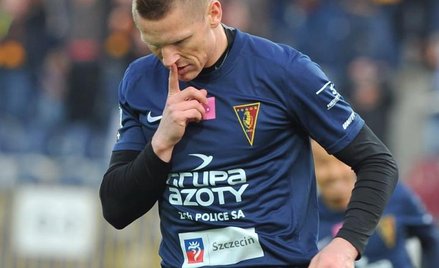 Marcin Robak (Pogoń) strzelił 20 bramek. Niech się cieszy, że mu Ekstraklasa SA połowy nie zabrała.