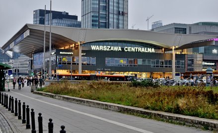 Samozwańcze patrole na Dworcu Centralnym w Warszawie miały zaczepiać i legitymować obcokrajowców